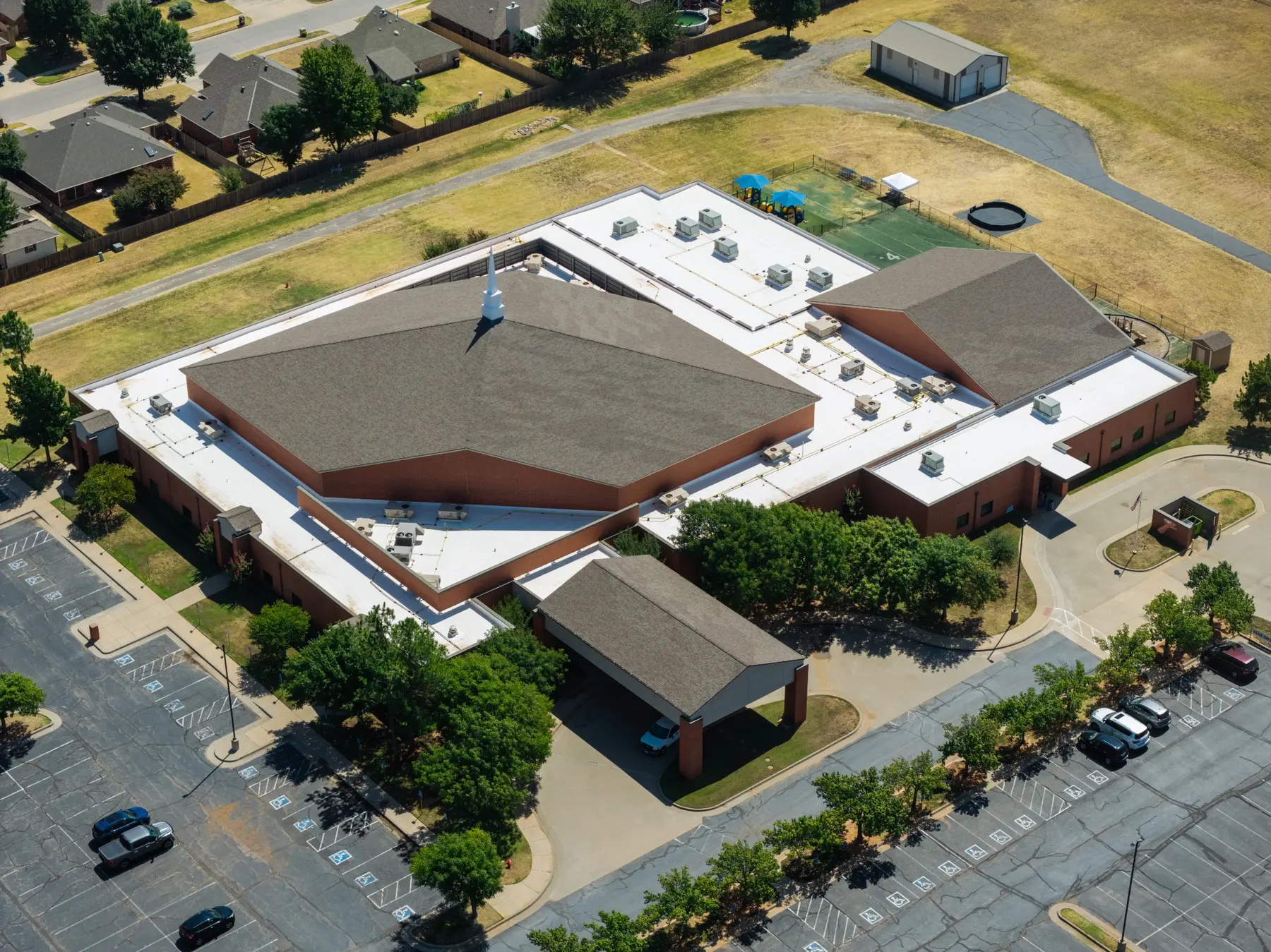 Commercial roofing project