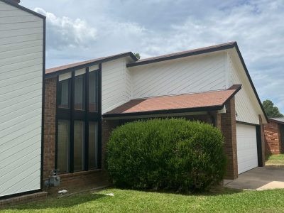 Residential roofing installation